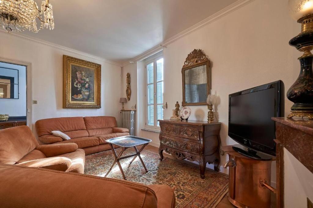 La Casa Consuelo ~ Piscine ~ Jardin ~ Centre Ville カルカソンヌ エクステリア 写真